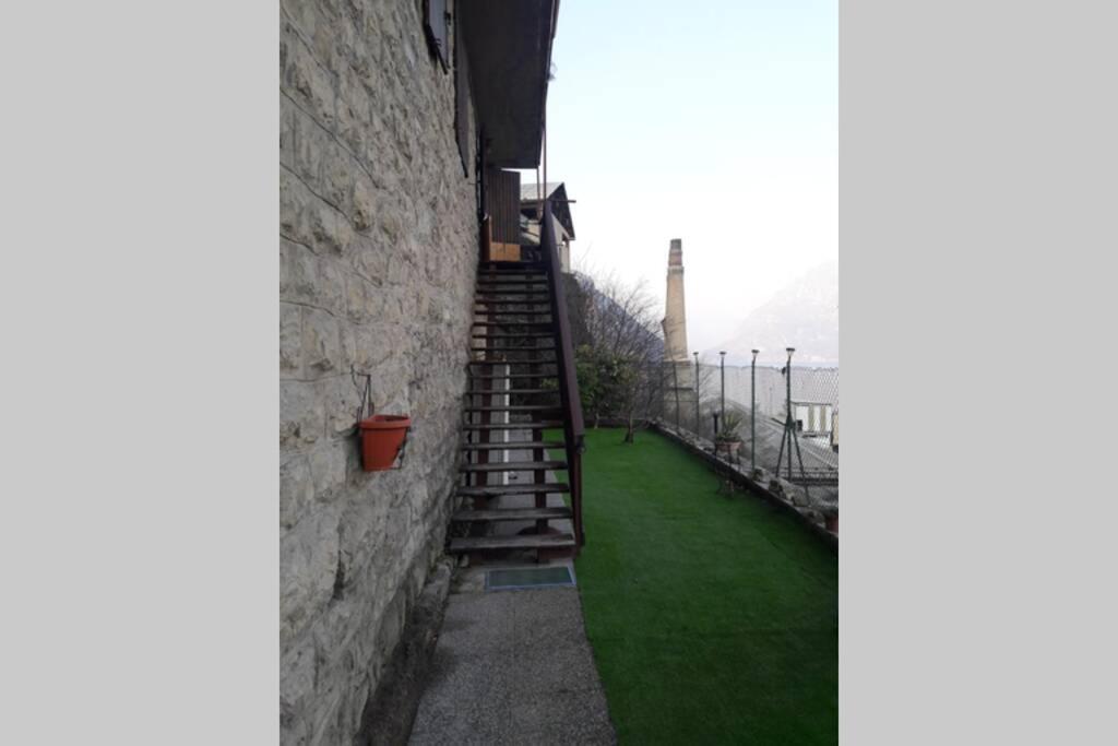 Appartamento Sul Lago D'Iseo Tavernola Bergamasca Eksteriør bilde